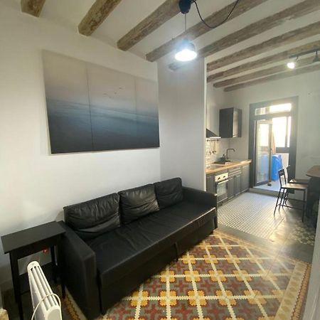 Spacious Modern Apartment In The Vibrant El Raval Barcelona Zewnętrze zdjęcie